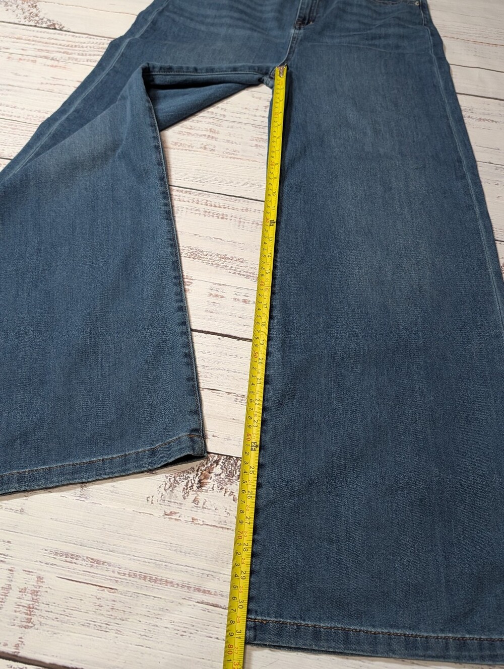 TractrBLU Women's High Rise Wide Leg Jeans Size 30 Indigo Wash - Picture 11 of 12